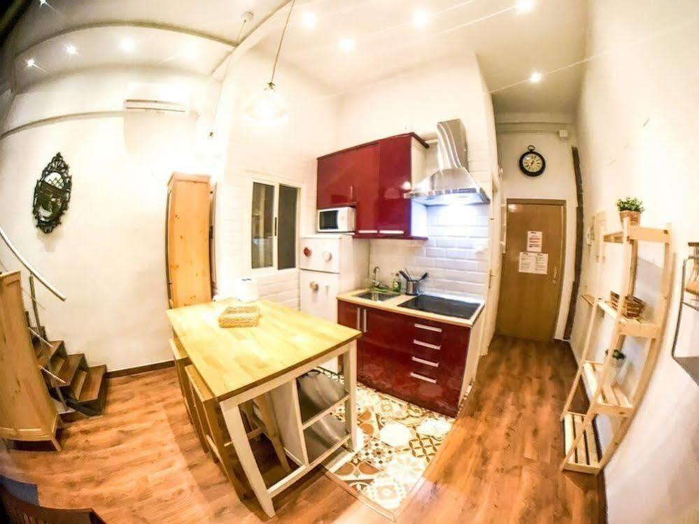 Lollipop Flats City Centre Suite Madrid Buitenkant foto